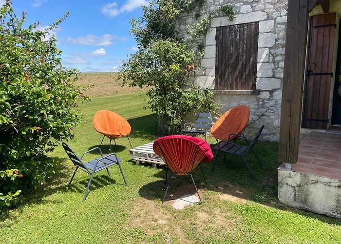 A La Campagne * Saint-Eutrope-de-Born