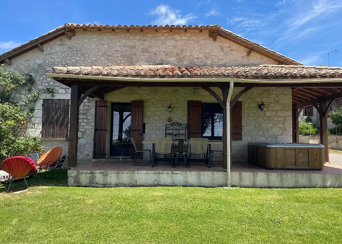 A La Campagne * Saint-Eutrope-de-Born